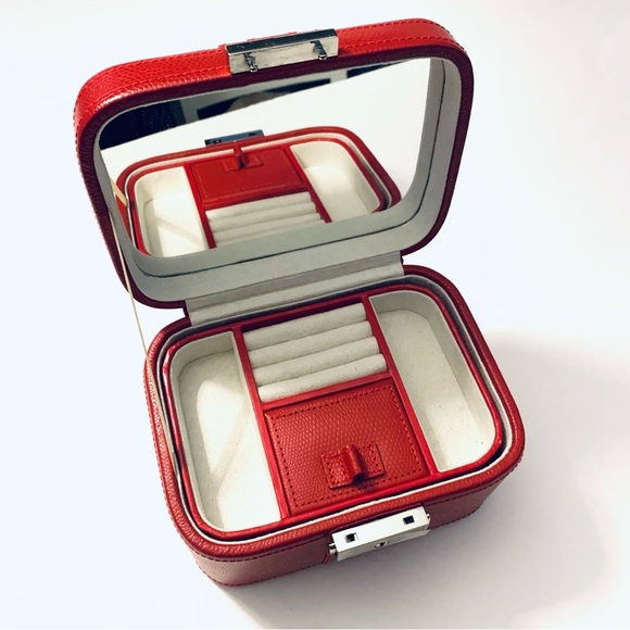 POTTERY BARN Red Leather Jewelry / Travel
Case - Picture 2 of 4